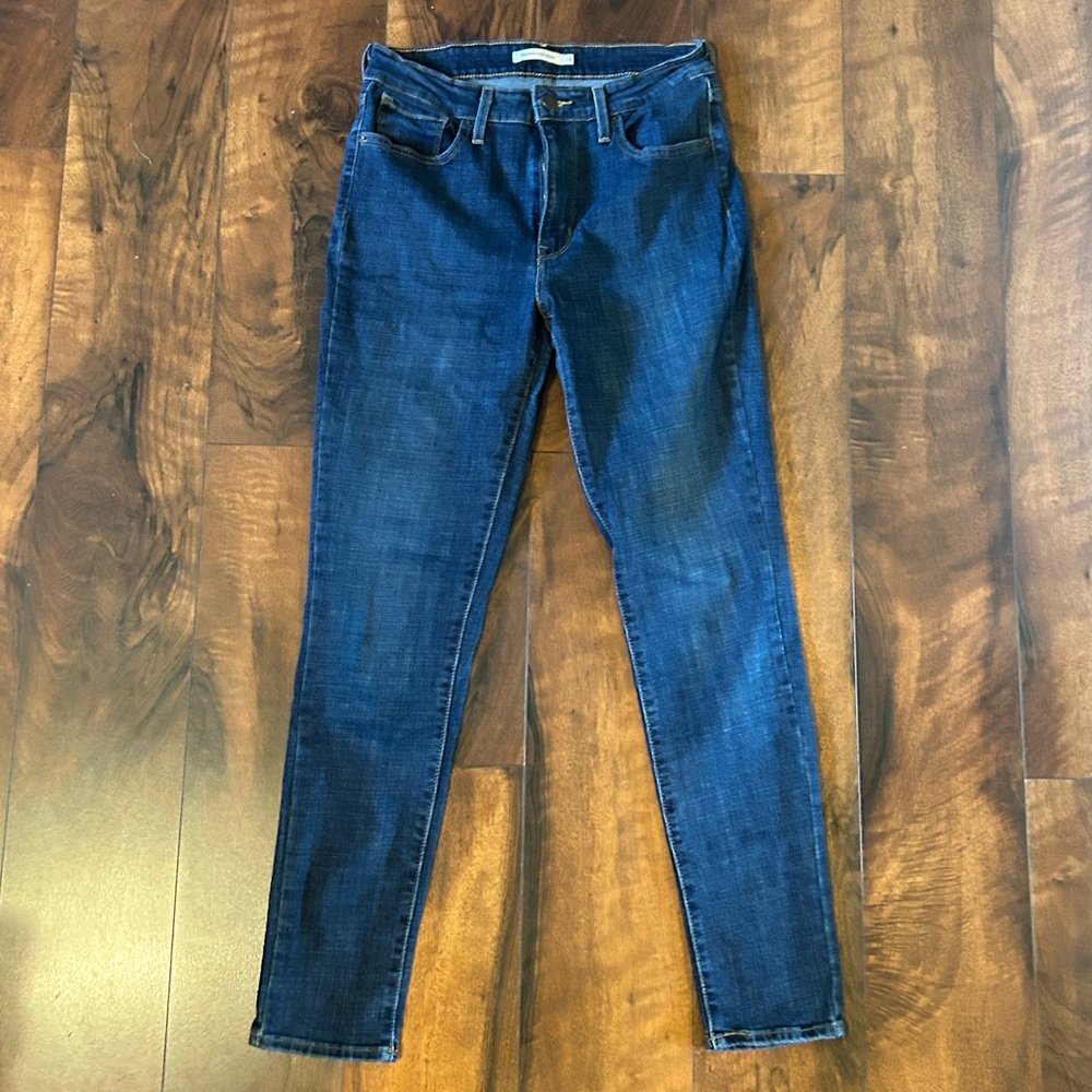 Levi Strauss, size 29, dark wash